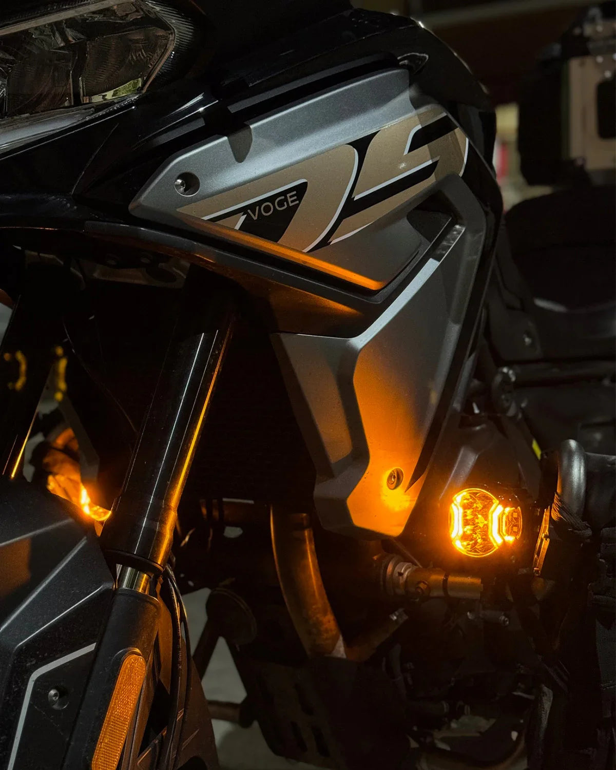 V-ULTRA Series  3/5/7/9 Inch LED Side Shooter Amber/White Pod Lights with Amber DRL